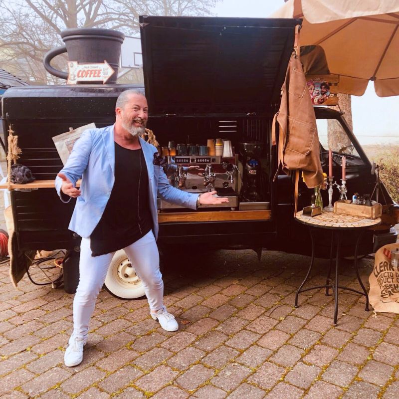 Caffè-Ape by Corrado La Rosa