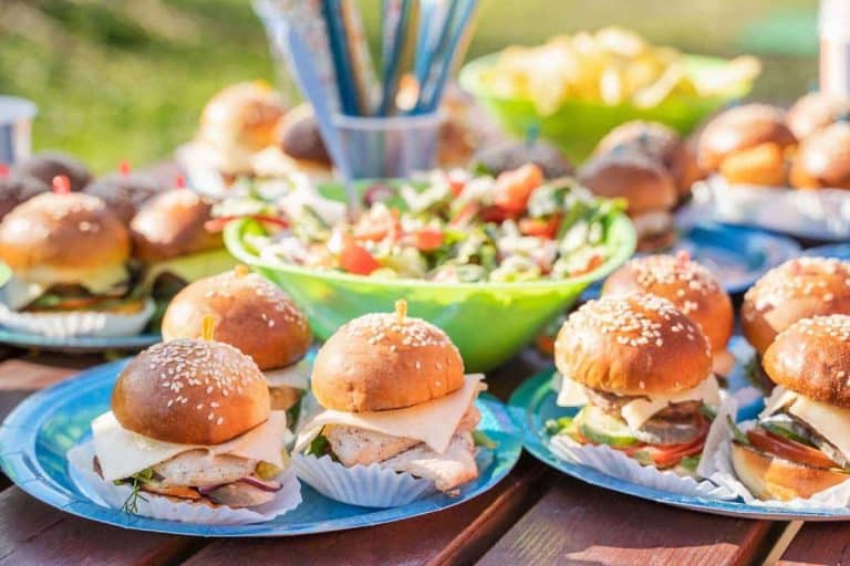 Catering Food Truck Burger - Party planen leicht gemacht - Tipps für Deine Partyplanung + 10-Punkte-Party-Checkliste