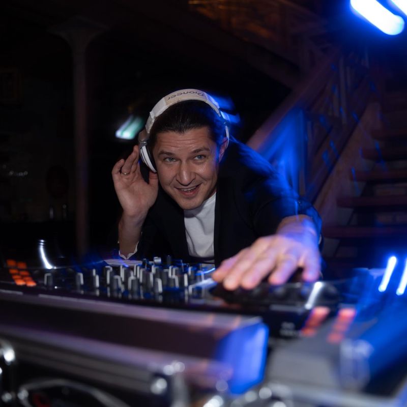 DJ Edouard