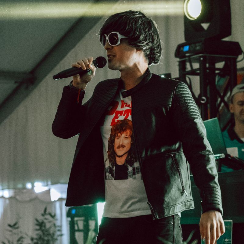 Double Show im Stil von Mickie Krause