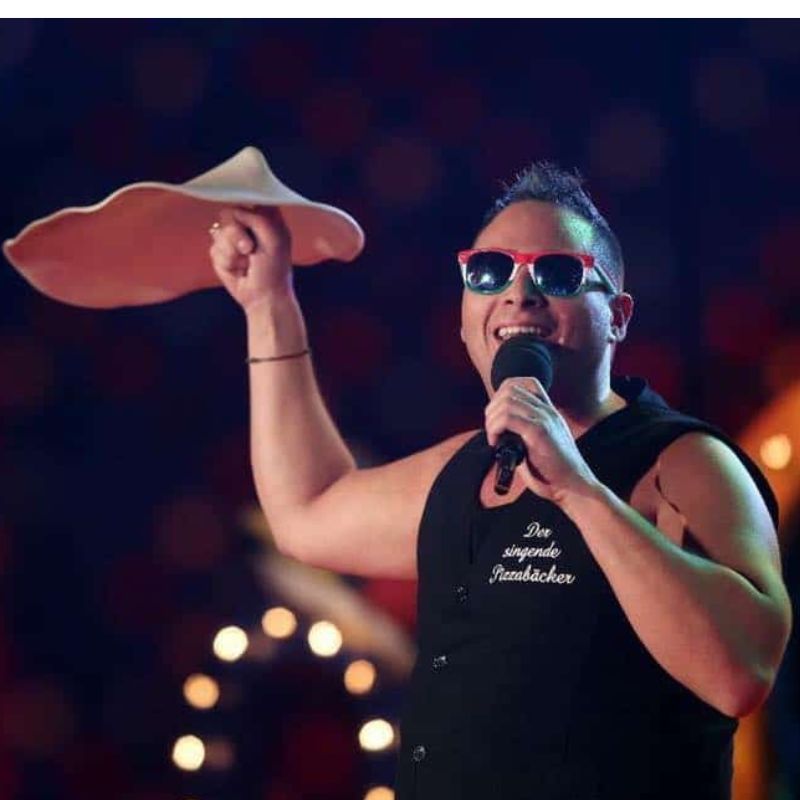 Oktoberfest Karneval Fabio Gandolfo – Der singende Pizzabäcker