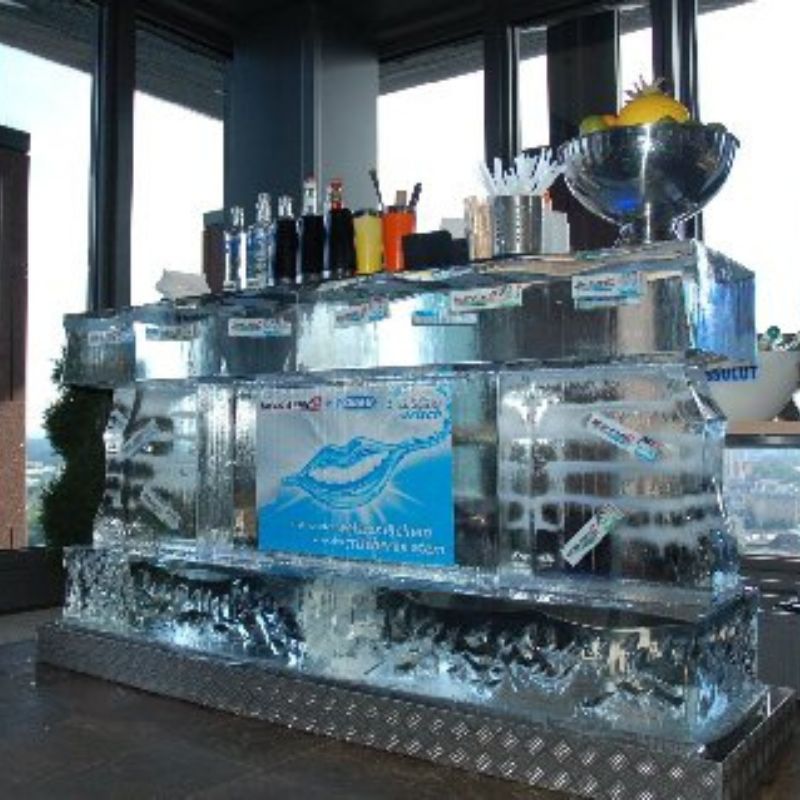 Die Fabelhaften Shaker Boys mit Ihrer Cocktailshow inklusive Barservice Berlin