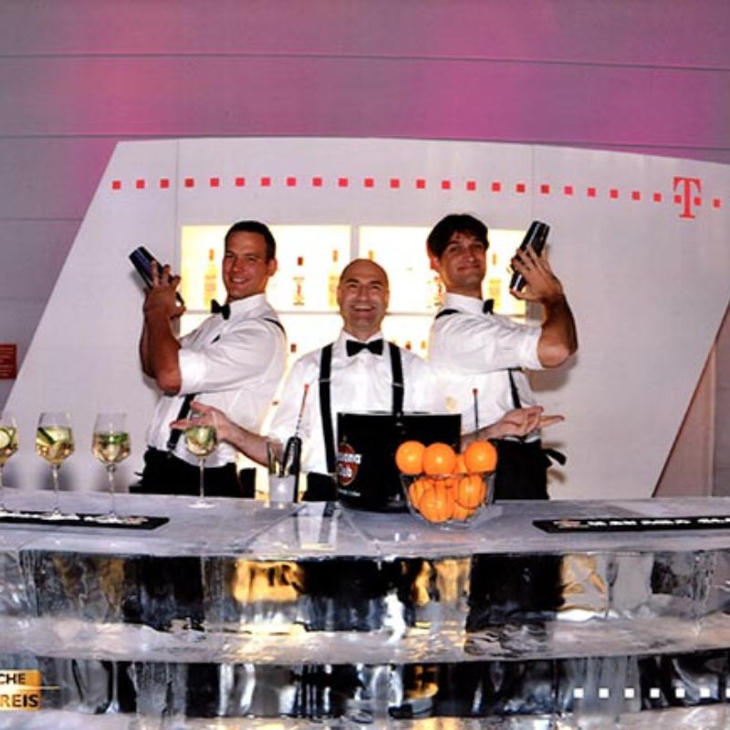 Die Fabelhaften Shaker Boys mit Ihrem Cocktailservice & Barentertainment Berlin