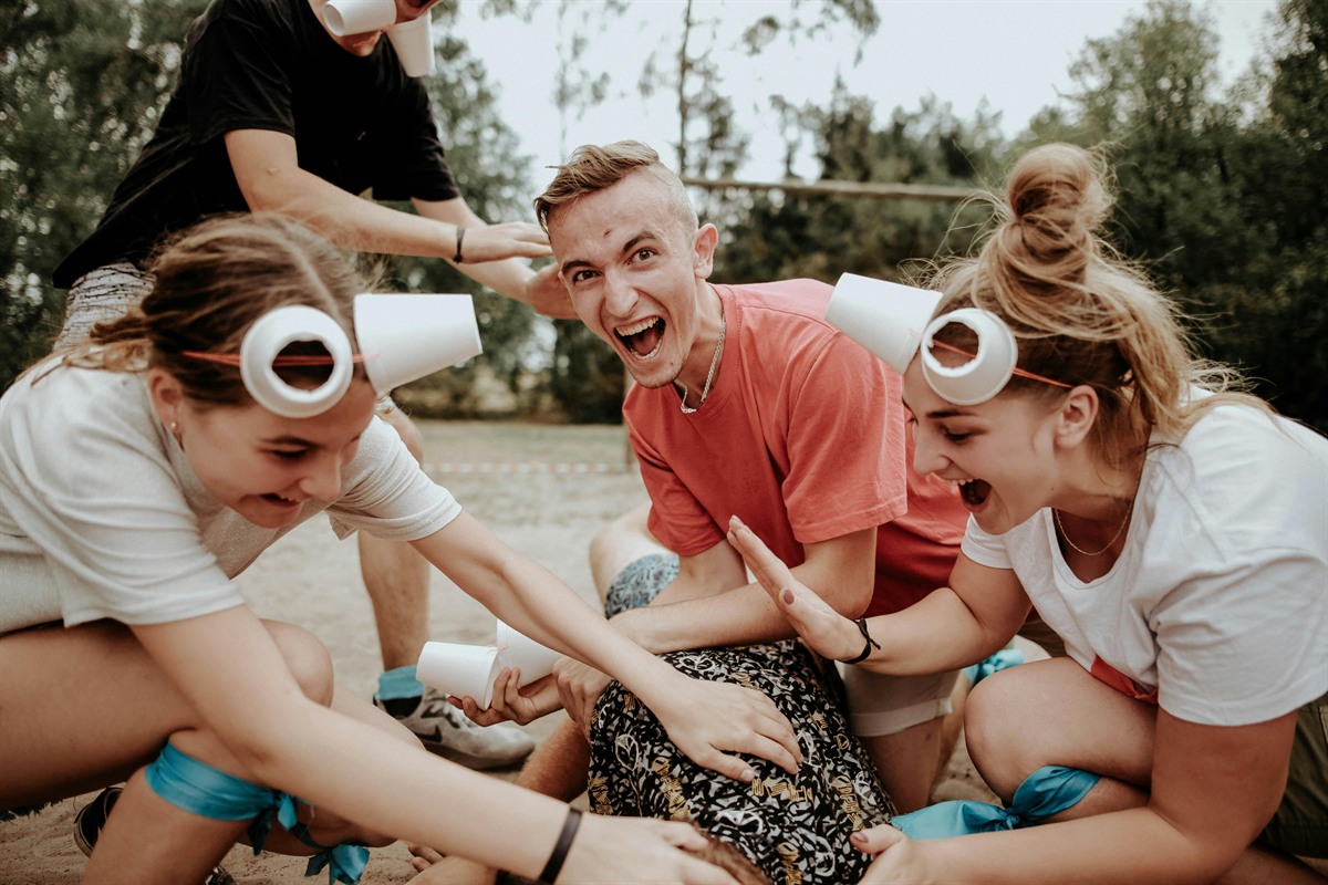 Beitragsbild zum Thema Teamevent-Ideen für kleine Teams für Firmenfeier und Firmenevent.