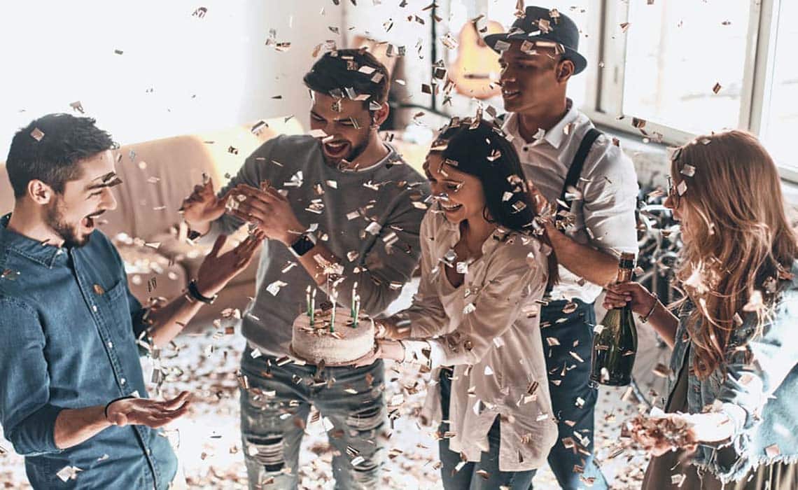 Geburtstag feiern wie ein Profi Konfettialarm - Party planen - 5 Party Tipps + 10-Punkte-Partycheckliste Geburtstag feiern wie ein Profi Konfettialarm